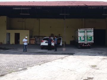 Gudang dijual murah di jalan raya sekarpuro pakis Malang