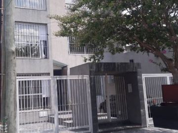 Monoambiente en venta en Moron Centro