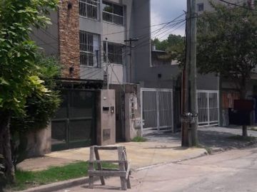 Monoambiente en venta en Moron Centro
