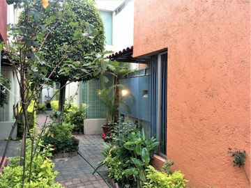Casa en venta en condominio en Barrio San Lucas Iztapalapa
