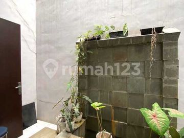 Rumah 3 Lantai Cilandak Rooftop Luas 5 Menit ke MRT Fatmawati