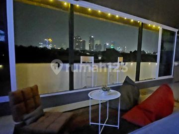 Rumah 3 Lantai Cilandak Rooftop Luas 5 Menit ke MRT Fatmawati