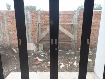 Rumah Dekat Wisata Lembang Dengan Nuansa Villa Di Ciater