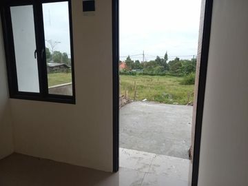 Rumah Dekat Wisata Lembang Dengan Nuansa Villa Di Ciater
