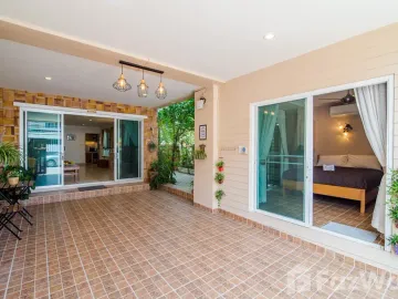 4 Bedroom Villa for sale at Glory House 2