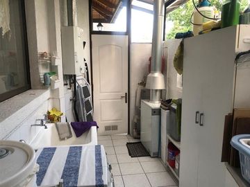 Casa en venta de 5 dorm. en Lo Barnechea