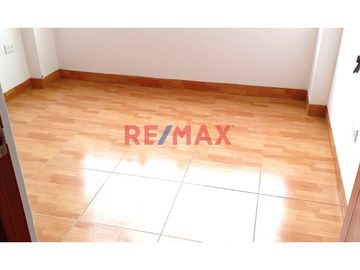 🌟 ¡Oportunidad única en La Victoria, Chiclayo! 🌟

Descubre tu próximo hogar en la exclusiva Urbanización Santa Margarita. Este moderno departamento