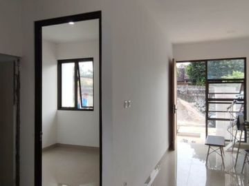 Rumah asri Binong Karawaci BSD SMS Serpong Tangerang Banten