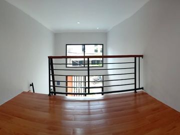 Cluster Tipe Mezanine Bergaya Jepang di Pancoran Mas Depok 600 jt an (ismul)