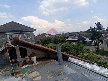 Rumah asri di cluster Kopo permai 2 Blok CD