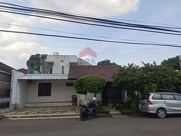Rumah asri di cluster Kopo permai 2 Blok CD