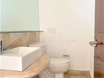 DEPARTAMENTO EN VENTA, TORRE ALTUS, JUNTO A LA SALLE, 3 REC. 3 AUTOS, DE LUJO.