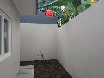 DIJUAL RUMAH MODERN MURAH DEKAT JL. JOGJA-SOLO 680 JUTA