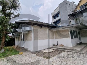 Rumah sewa untuk usaha Cloud Kitchen ataupun Catering strategis sekali.