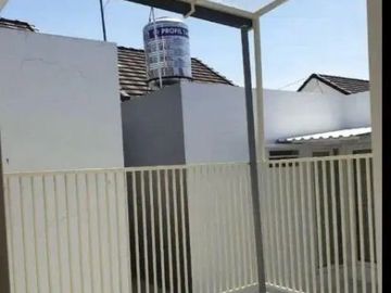 DIJUAL MURAH RUMAH 2 LANTAI KAMAR 4 AKORDION 10 MENIT KE AREA SOEKARNO HATTA KOTA MALANG