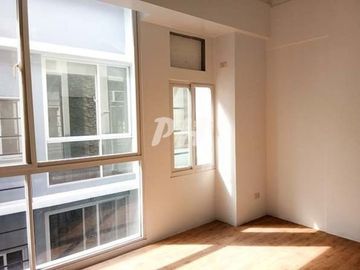 Modern Townhouse For Sale in Cubao near Edsa PH1112