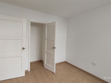apartamento en arriendo en bosque izquierdo. Cod A127336