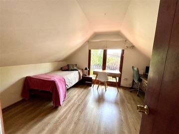 Casa en venta de 4 dorm. en Las Condes
