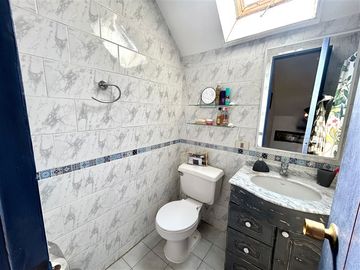 Casa en venta de 4 dorm. en Las Condes