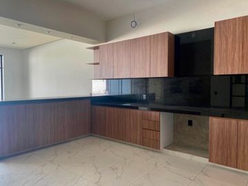 Estrene residencia moderna, en privada de 5 casas