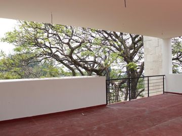 Estrene residencia moderna, en privada de 5 casas
