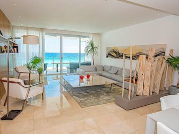 Departamento 4 recamaras frente al mar venta en Emerald Cancun