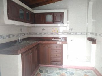 casa en venta en campo verde. Cod V11257