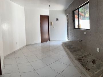 VENDO CASA EN LAGO DE GUADALUPE $4,100,000