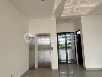 Disewakan Gedung Ruko Perkantoran 4 Lantai Iconix BSD Serpong