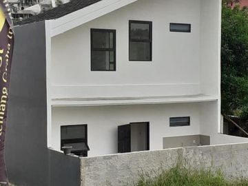 Ruamah Syari'ah 2 lantai di Telaga Kahuripan Bogor 400 jt an (reno)