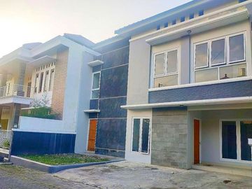 Rumah dalam Perumahan Maguwoharjo Dekat Pasar Stan tajem