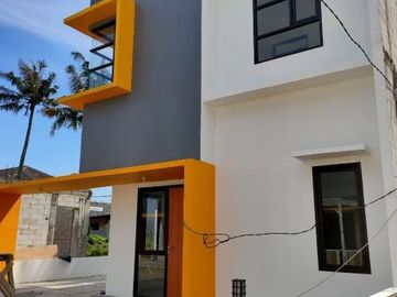 1 UNIT Terakhir rumah mewah cantik rasa villa di Buahbatu dkt TOL