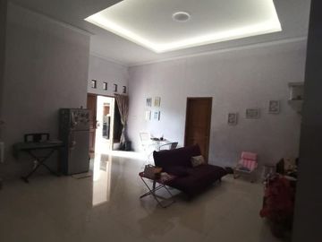 Villa Ester Banyumanik
