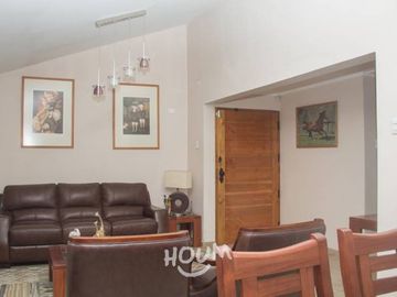LOS TRES ANTONIOS (MUY LINDA CASA)
