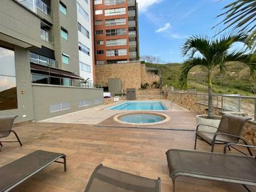 apartamento en venta en cristales. Cod V11515