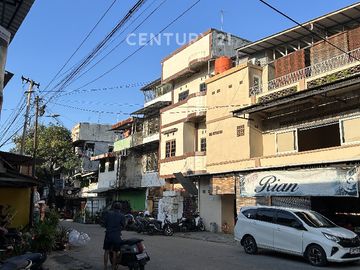 Ruko 3,5 Lantai Tengah Kota Jl.Sarappo Dekat Dengan Pelabuhan