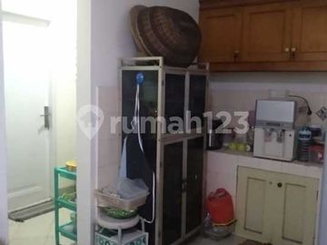 Dijual Rumah 2 Lantai, Hook di Nusaloka BSD