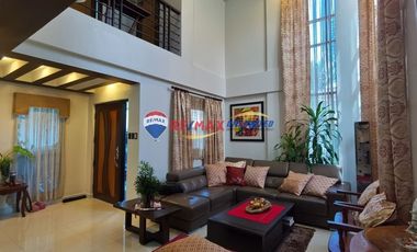 For Sale: 6BR Family House in Kawilihan Village in Pasig City