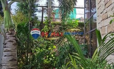 For Sale: 6BR Family House in Kawilihan Village in Pasig City