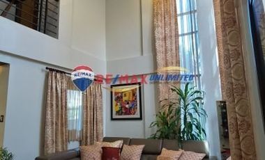 For Sale: 6BR Family House in Kawilihan Village in Pasig City