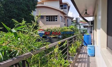 For Sale: 6BR Family House in Kawilihan Village in Pasig City