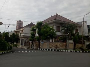 Rumah daerah raya darmo permai
