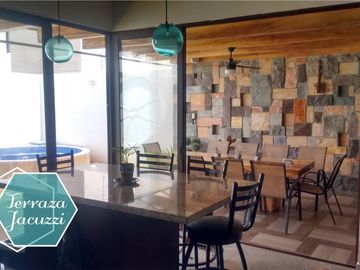 Casa estilo toscano en venta en Lomas Diamante, Rivera Veracruzana, Alvarado, Ve