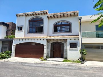 Casa estilo toscano en venta en Lomas Diamante, Rivera Veracruzana, Alvarado, Ve