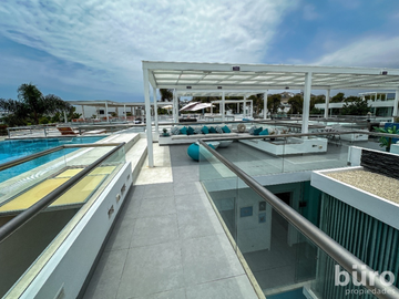 CASA EN TERCERA FILA PLAYA DEL SOL EN VENTA CON 4 DORMITORIOS Y GRAN TERRAZA