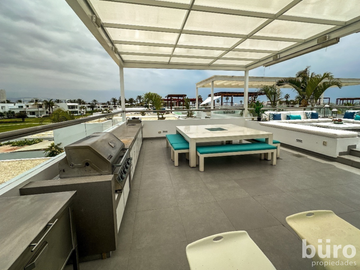 CASA EN TERCERA FILA PLAYA DEL SOL EN VENTA CON 4 DORMITORIOS Y GRAN TERRAZA
