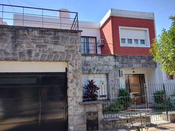 Casa en venta en Ramos Mejia Sur