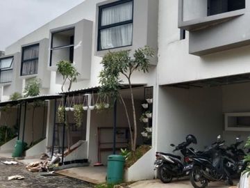 Rumah muslim SIAP HUNI full furnished di Sawangan Depok