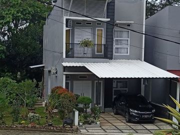 Rumah cluster di jalan imam bonjol 2 lantai