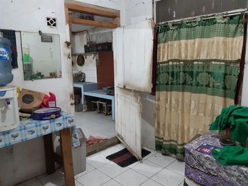 Rumah Hoek di Jl. Taruna Serdang Kemayoran, Jakarta Pusat